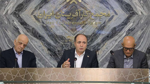 وزیر جهاد کشاورزی در مجمع کارآفرینان ایران اعلام کرد: آمادگی ایران برای اجرای 800 هزار هکتار کشاورزی فراسرزمینی در سایر کشورها