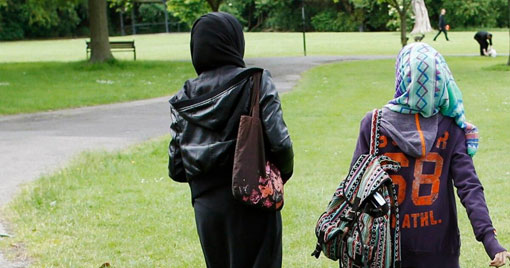  تأکید بر حق آموزش و آزادی دینی دختران محجبه در جمهوری آذربایجان